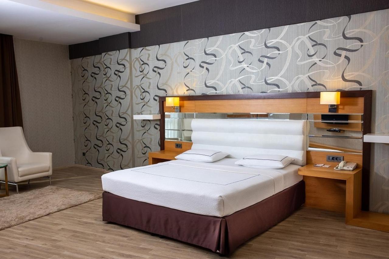 Anemon Grand Adana Otel Exterior photo
