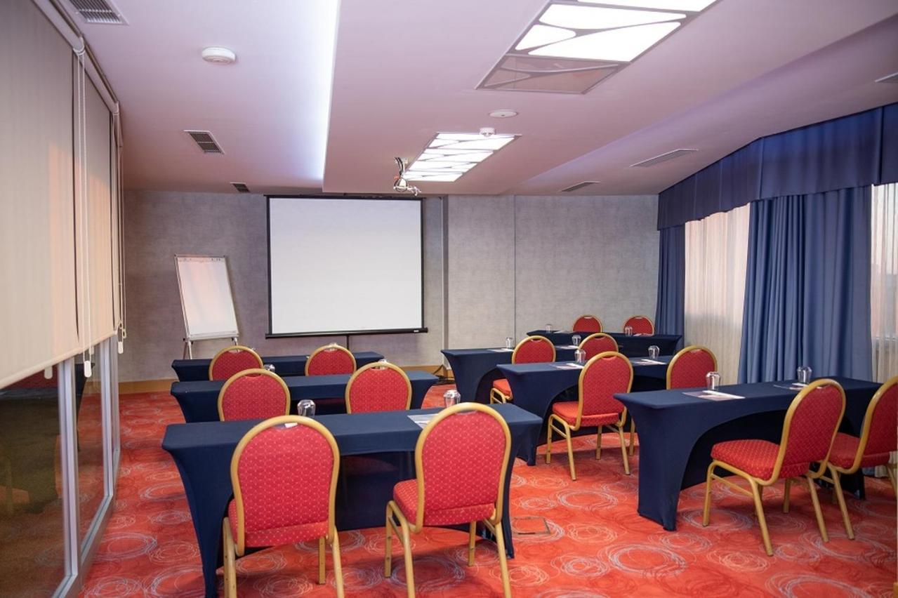 Anemon Grand Adana Otel Exterior photo