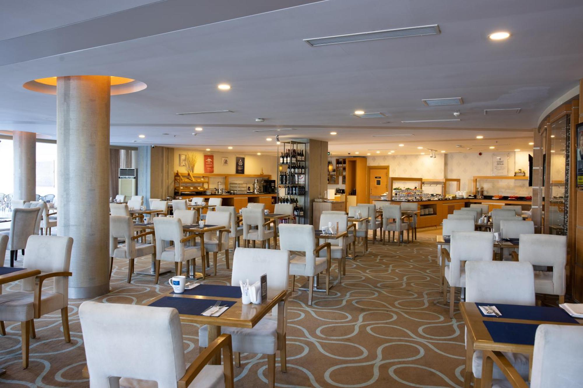 Anemon Grand Adana Otel Exterior photo